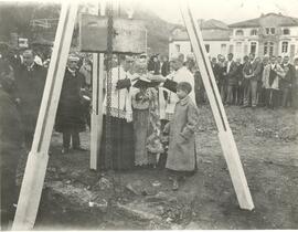 Primera piedra de la capilla "La Dinamita"