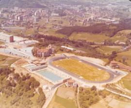 Dos fotografías aérea del barrio de Elexalde